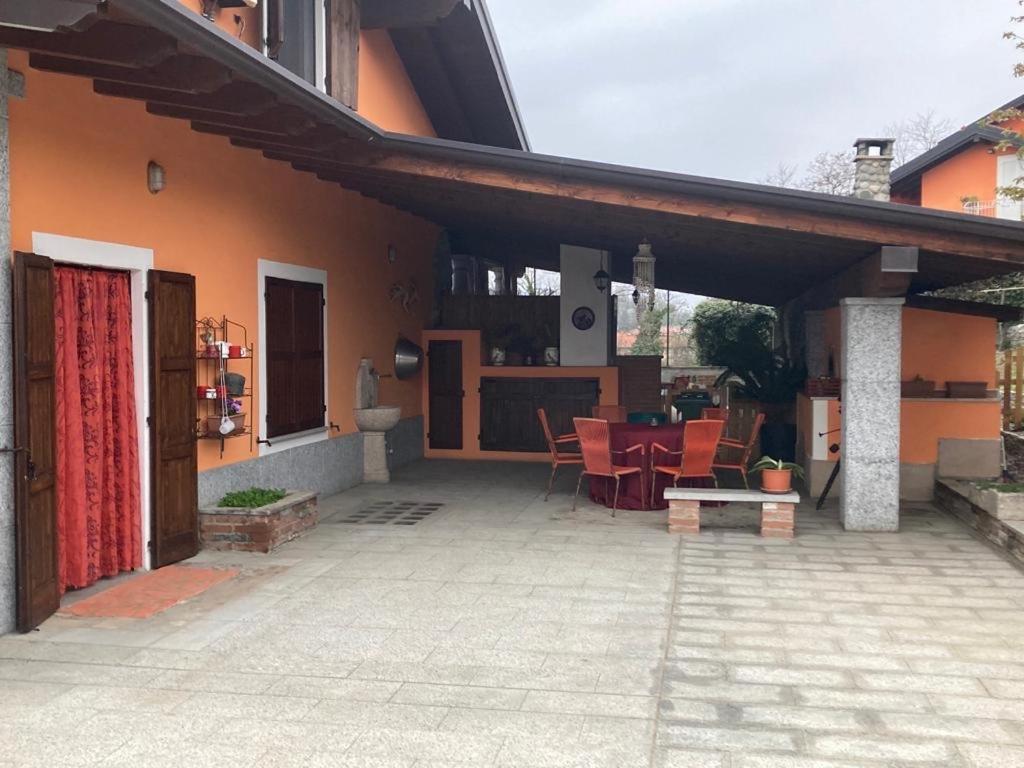 Un Bell Incontro Apartman Borgo Ticino Kültér fotó