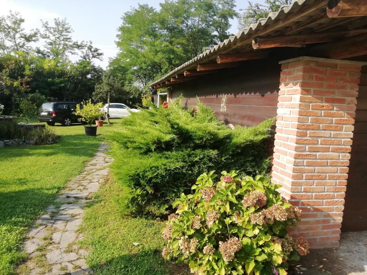 Un Bell Incontro Apartman Borgo Ticino Kültér fotó